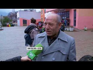 Bie suvaja në shkollë, dëmtohet mësuesja - Top Channel Albania - News - Lajme