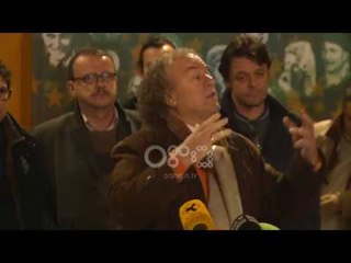 Revolta e aktorit, Bujar Asqeriu:"Këtë vend e drejtojnë hajdutët miqtë e mi!Askush nuk e çan trapin"