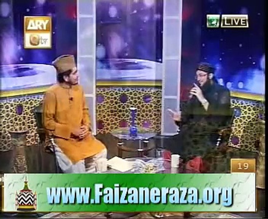 Meri Jholi Main Rehte Hain Sada Tukre Muhammad by Hafiz Tahir Qadri