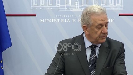 Ora News - Europa na “blindon” kufijtë, rojet kufitare të BE së shpejti në Shqipëri