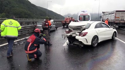 Anadolu otoyolunda trafik kazası: 3 yaralı - DÜZCE