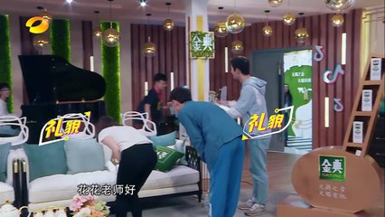 《嘿！好样的》第1期：王荣麟唱魔性神曲获华晨宇点赞 李泉曝学弹琴的难忘经历 20180510 The Road To Stardom【湖南卫视官方频道】_002