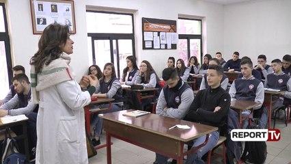 Report TV - Tiranë, nëna e lind në shtëpi, vdes foshnja 2-javëshe