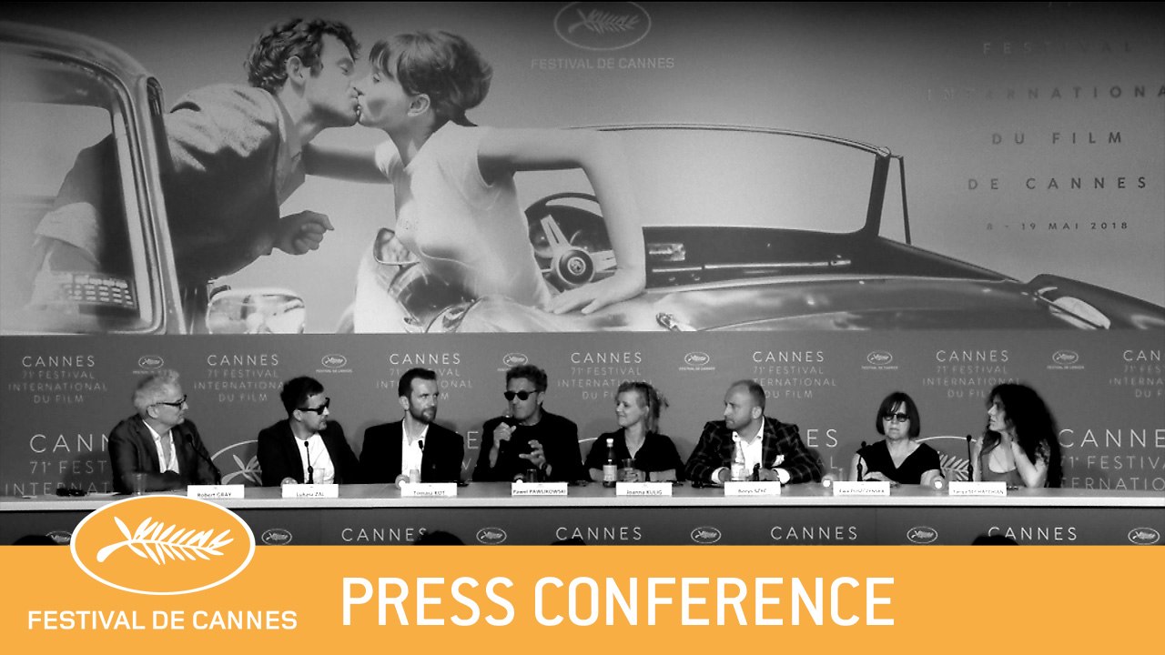 PLAIRE AIMER ET COURIR VITE - CANNES 2018 - PRESS CONFERENCE - EV