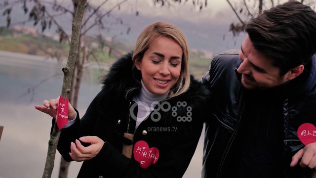 Ora News - Alban Skënderaj dhe Miriam Cani mbjellin pemën e dashurisë në ditën e Shën Valentinit