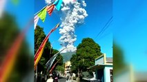 자바 섬 화산 분화...5,500m까지 화산재 / YTN