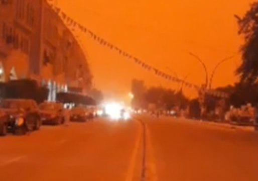 Severe Sandstorm Engulfs Parts of Southern Iraq in Red Dust