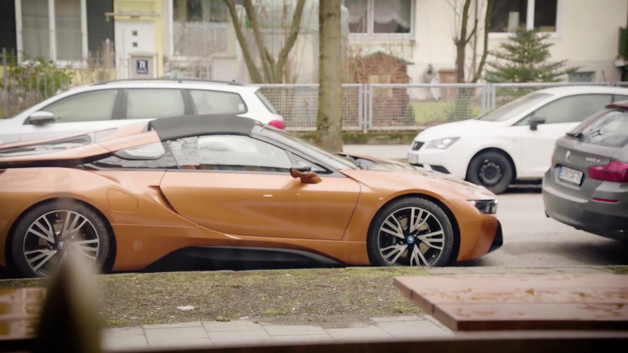 BMW i8 Roadster Digitale Pressekonferenz - BMWi