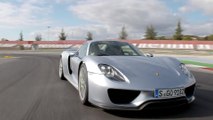 Porsche 918 Spyder in Liquid Metal Chrome Blue at Hybrid Trackdays