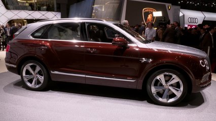 The new Bentley Bentayga Hybrid Exterior Design