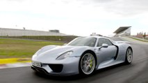 Porsche 918 Spyder & Panamera Turbo S E-Hybrid Sport Turismo in Carrara White Metallic on the Racetrack