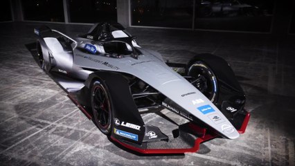 Nissan Season 5 in Formula E - Night Preview