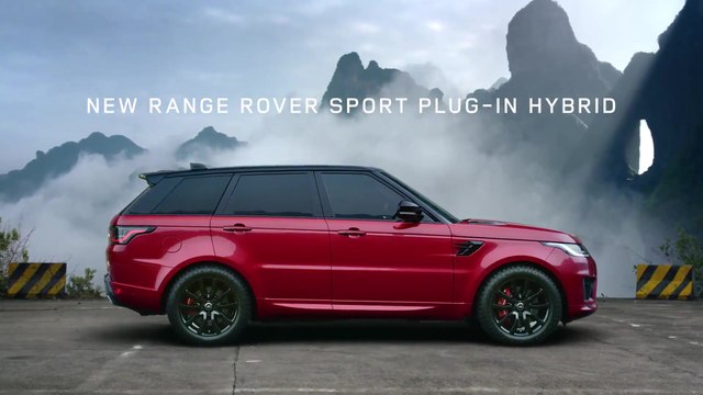 World First as a Range Rover Sport PHEV Climbs to China’s Heaven’s Gate