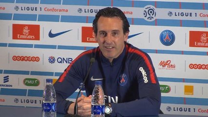 37e j. - Emery : ''Dani Alves donne tout à chaque entraînement''