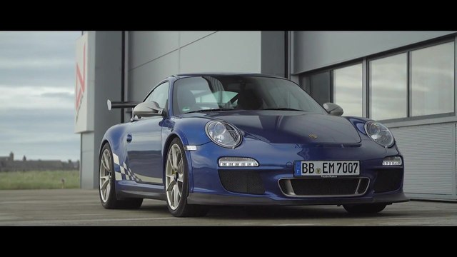 Behind the scenes - The new Porsche 911 GT3 RS at the world's greatest road race