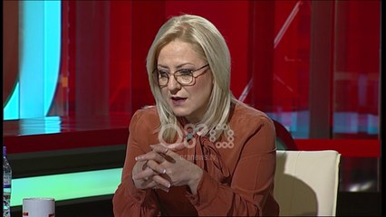 Ora News - Nikolla tregon pse u vonuan pagat e pedagogëve