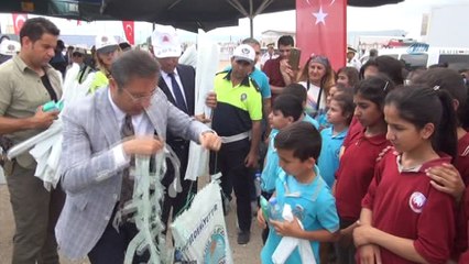 Eskiden terör olaylarının merkezi artık uçurtma şenliklerine ev sahipliği yapıyor