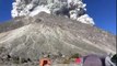 Eruption spectaculaire du Mont MERAPI en Indonésie