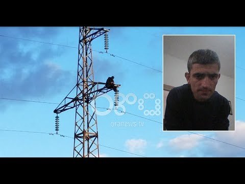 Ora News - Fier, 32 vjeçari prej orës 12 mbi shtyllën e tensionit të lartë dhe nuk zbret