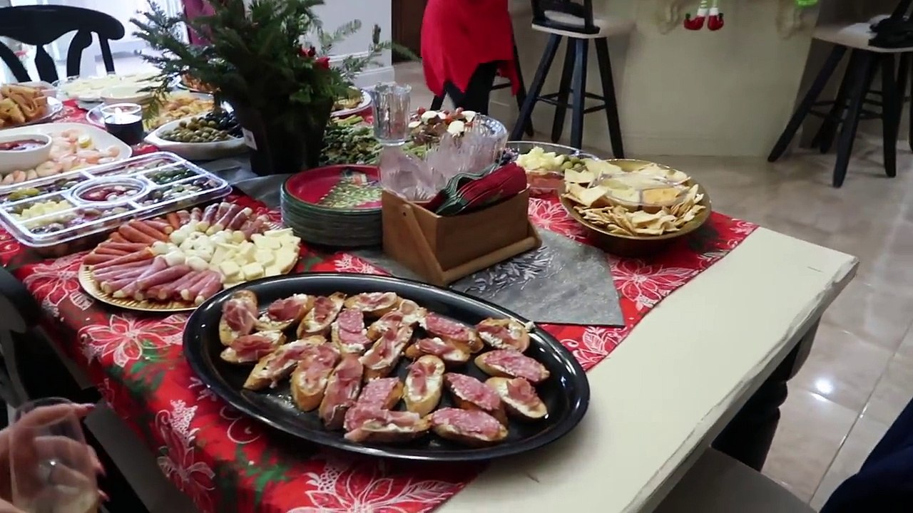 SNOOKI'S HOLIDAY VLOGMAS 2017