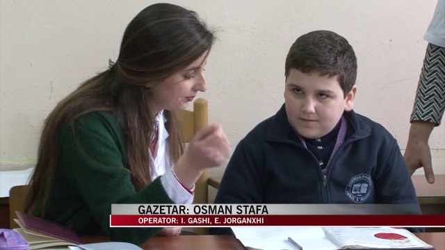 Mësues ndihmës në shkolla - News, Lajme - Vizion Plus