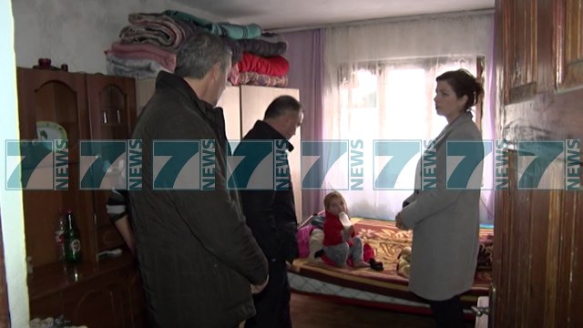 PROBLEME ME NDIHMEN EKONOMIKE NE LEZHE DHE KORÇE - News, Lajme - Kanali 10