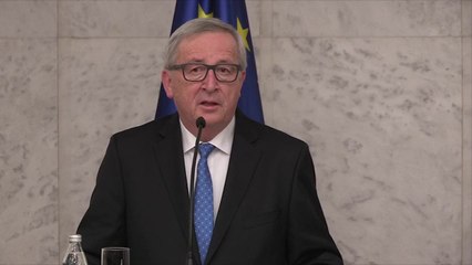 VUÇIÇ PRET JUNCKER NE BEOGRAD, “S’KA INTEGRIM NE BE PA ZGJIDHUR MOSMARREVESHJET ME KOSOVEN” LAJM