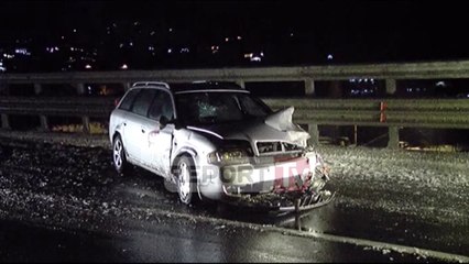 Report TV - Milot, përplasen makinat, njëra e ngarkuar me drogë