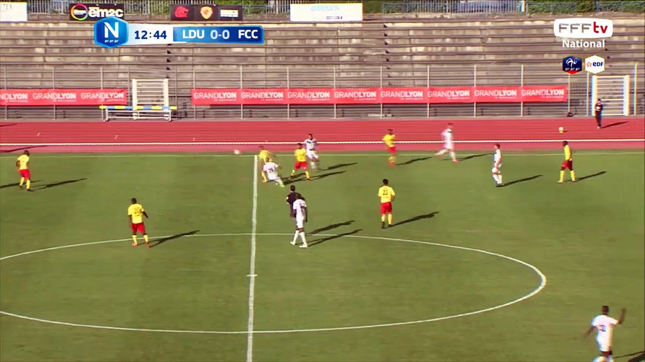 Ouverture du score de JACKSON MENDES sur une tête croisée !!! 1-0 pour Lyon Duchère AS.