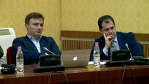 Shkarkimi i Arta Markut, mazhoranca rrëzon kërkesën e PD-së - Top Channel Albania - News - Lajme