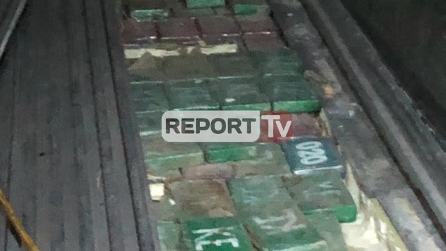 Durrës, kapet sasia rekord prej 613 kg kokainë në kontenierin e bananeve që vinte nga Kolumbia
