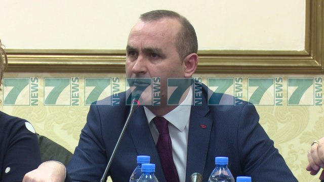 VETINGU NUK I SHPETON TE KORRUPTUARIT - News, Lajme - Kanali 12