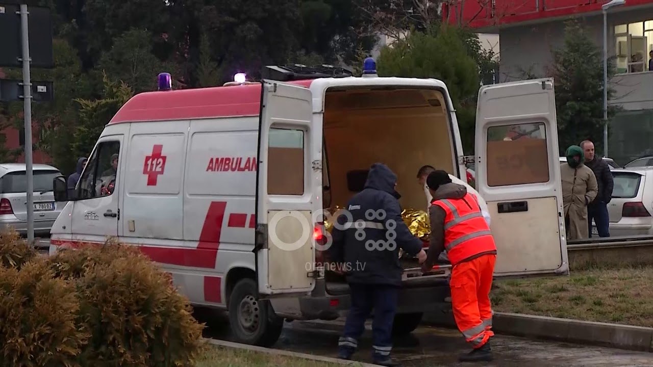 Ora News - Shpëtohen dy gra, të sëmurat të izol...