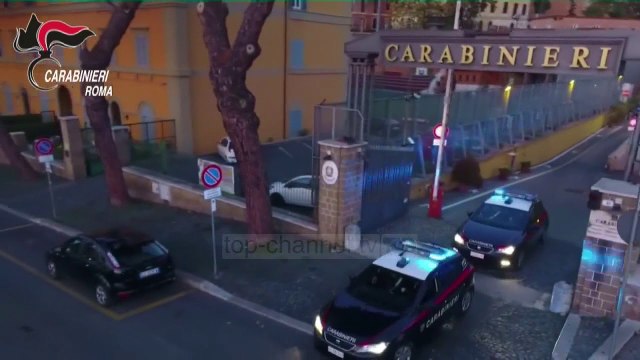 Itali, shkatërrohet banda e hashashit - Top Channel Albania - News - Lajme