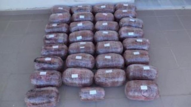 Itali, emrat e shqiptarëve të arrestuar për 5 tonë hashash - Top Channel Albania - News - Lajme