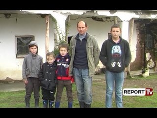 Report TV - Familja në Krujë në kushte të mjerueshme: Do të na zërë shtëpia brenda