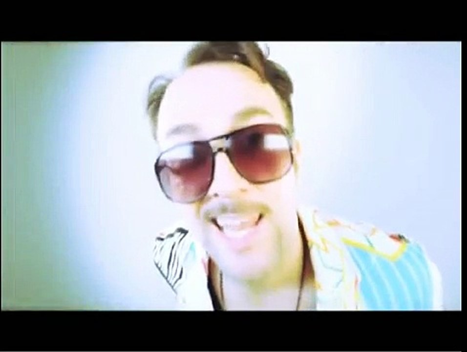 El Internado - Carlos Leal - Descansa, Jacques (Noiret, Dandy criminal)