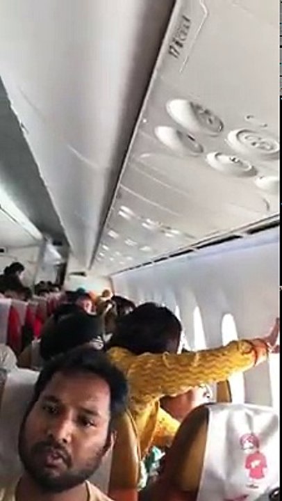 Air India, un hublot s'enlève pendant le vol !