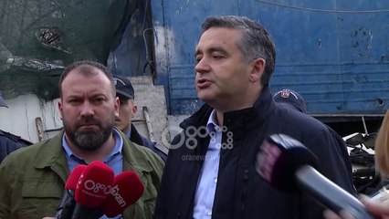 Ora News - Pikat e skrapit, Klosi: Po monitorohen, rishikim të kritereve e revokim të lejeve