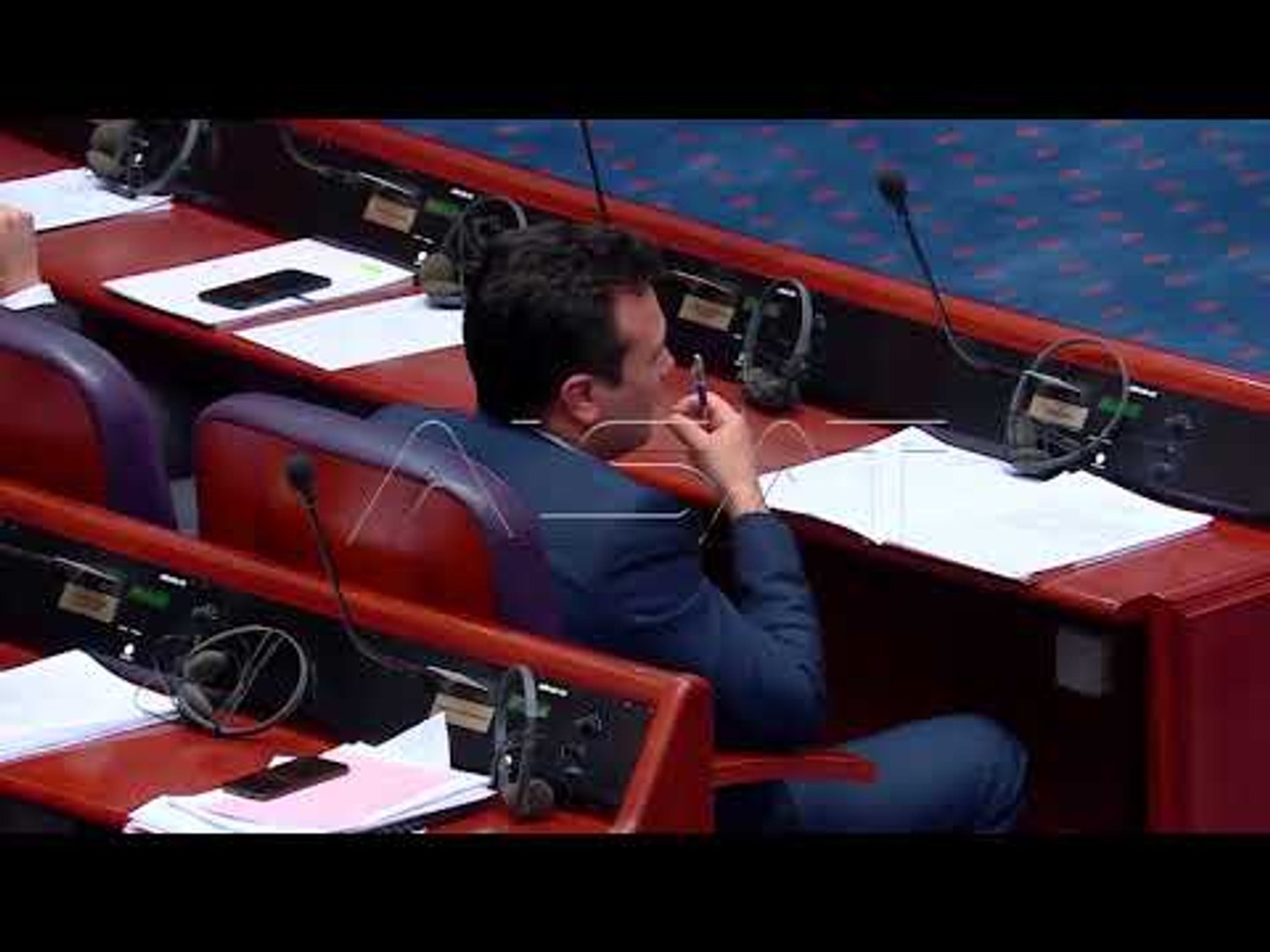 ⁣Пропаднаа обидите за брзо носење на Законот за јазиците