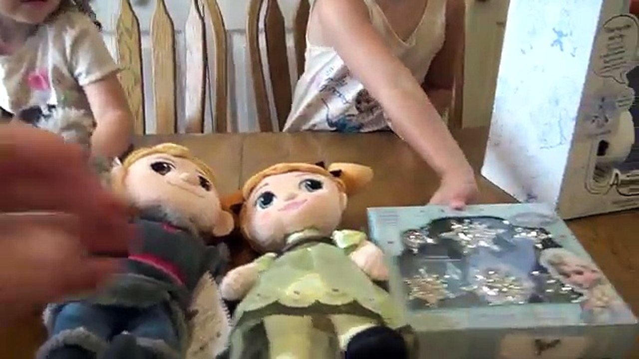 Disney Frozen Videos | Frozen Surprise Backpack and Talking Animators Olaf Toy | Fun Toys Video