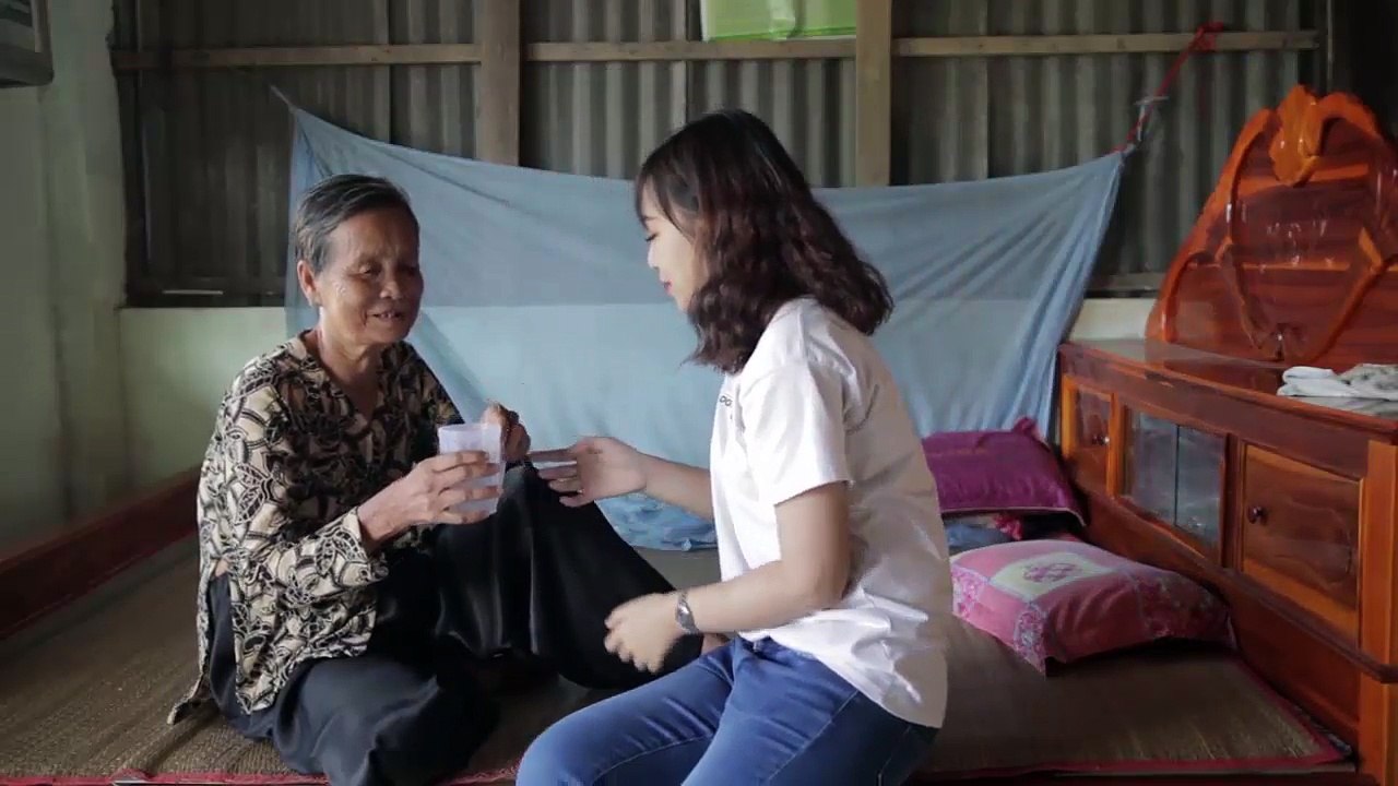 Inspirational short film: Change-Happiness is sharing, English subtitled