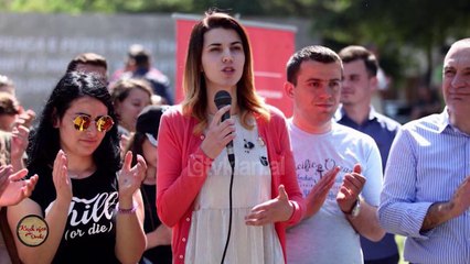 Kush vjen per dreke/ Pjata e deputetes Floida Kerpaci (09.03.2018)