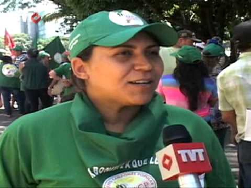 Mulheres camponesas protestam em Brasília