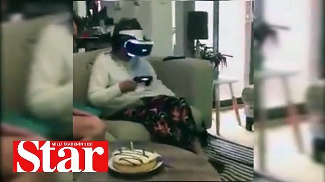 Sanal gerçeklik gözlüğünü taktı, gerçek sanıp evi kurşunladı