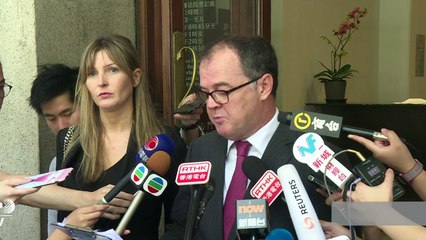 Casal de lésbicas vence batalha judicial em Hong Kong
