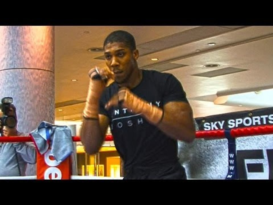 Anthony Joshua Public Workout