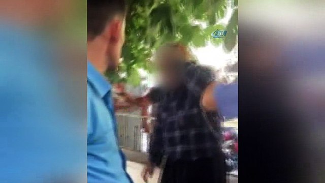 Tacizci olduğu iddia edilen adamı sokak ortasında böyle dövdüler