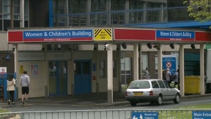 القبض على إمرأة للاشتباه في قتلها 8 مواليد في مستشفى ببريطانيا