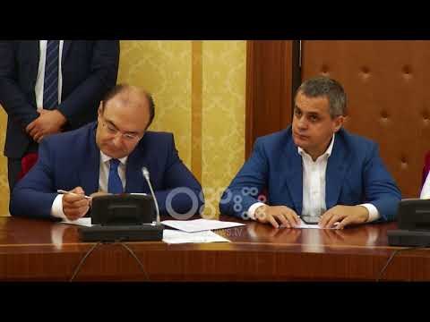 Ora News- Noka: Kuvendi noter i vjedhjes dhe pastrimit të parave, Braçe: Sillni prova!